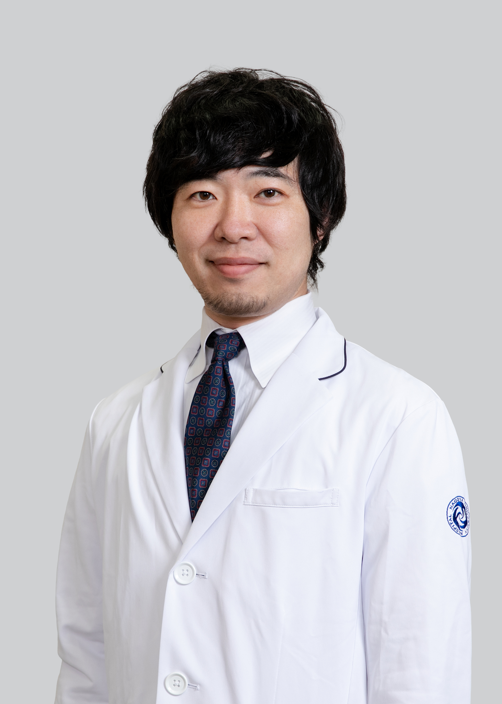 服部　恭介